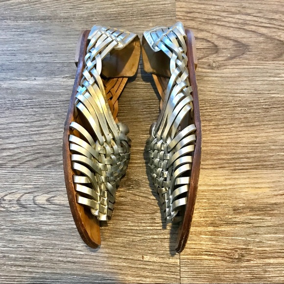 TORY BURCH SILVER HUARACHE LEATHER SANDALS SZ 9.5 - Picture 4 of 6